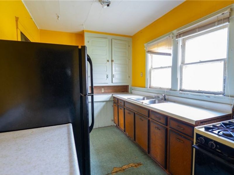 148 Oak Street , Elyria, OH 44035 Photo 21