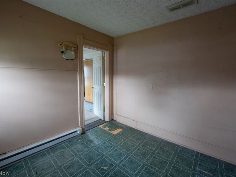 148 Oak Street , Elyria, OH 44035 Photo 36