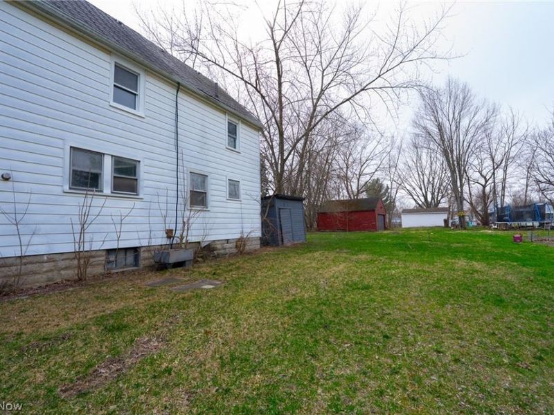 148 Oak Street , Elyria, OH 44035 Photo 5