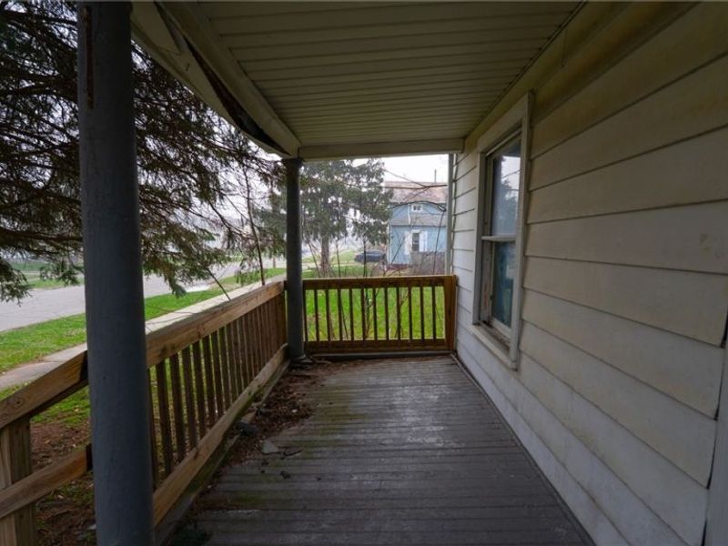 148 Oak Street , Elyria, OH 44035 Photo 8