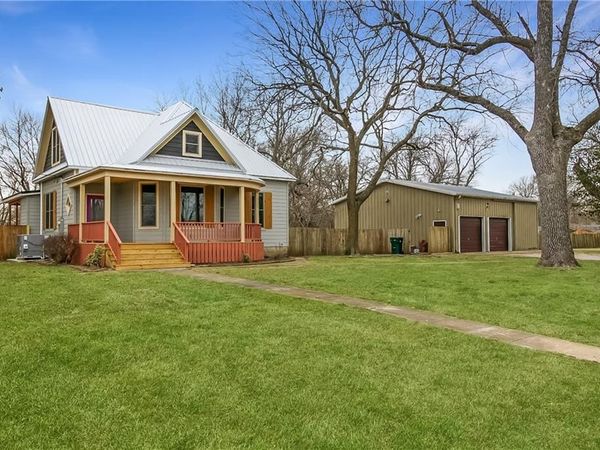 1000 Briggs Avenue, Parsons, KS 67357