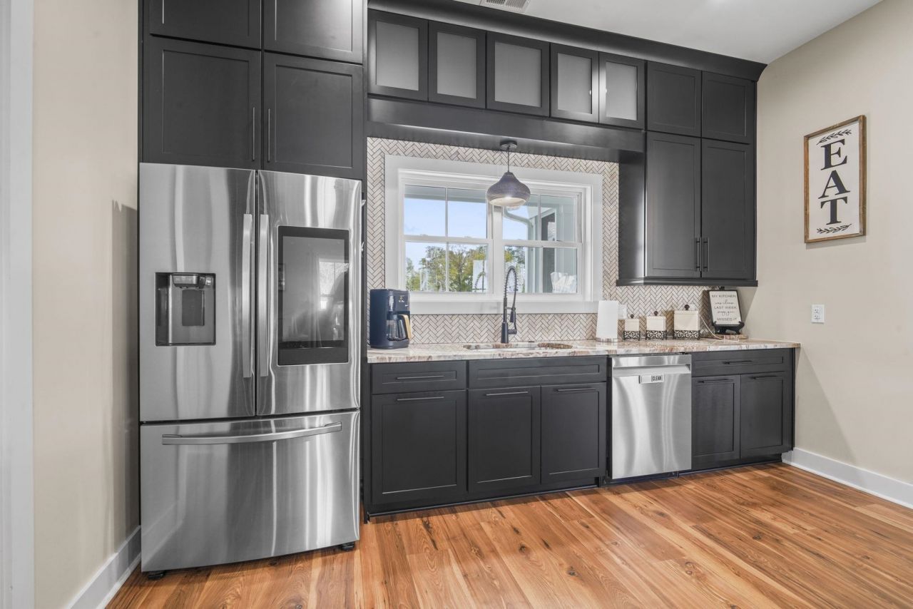 2206 Eastwoods Dr. Photo 18