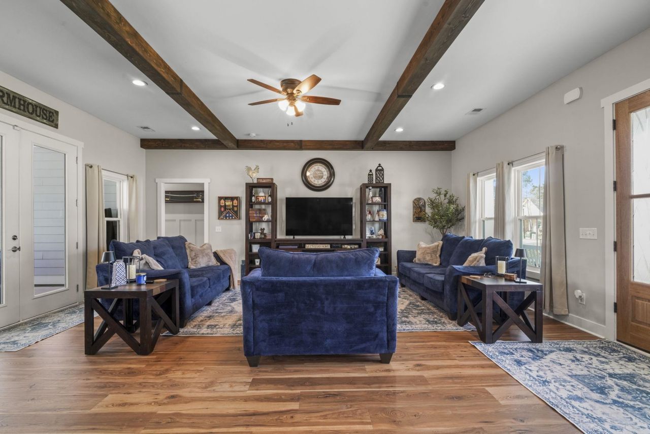 2206 Eastwoods Dr. Photo 21