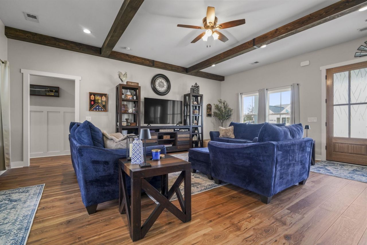 2206 Eastwoods Dr. Photo 23