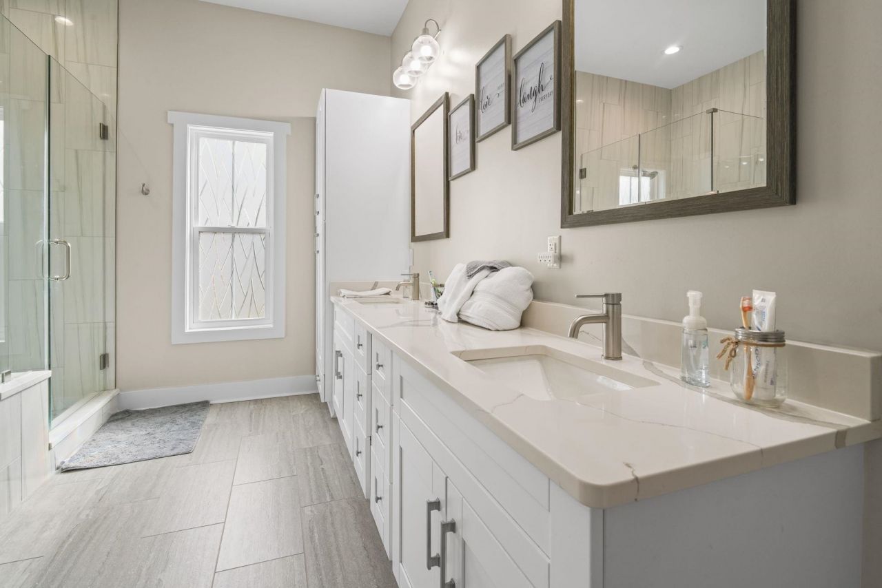 2206 Eastwoods Dr. Photo 28