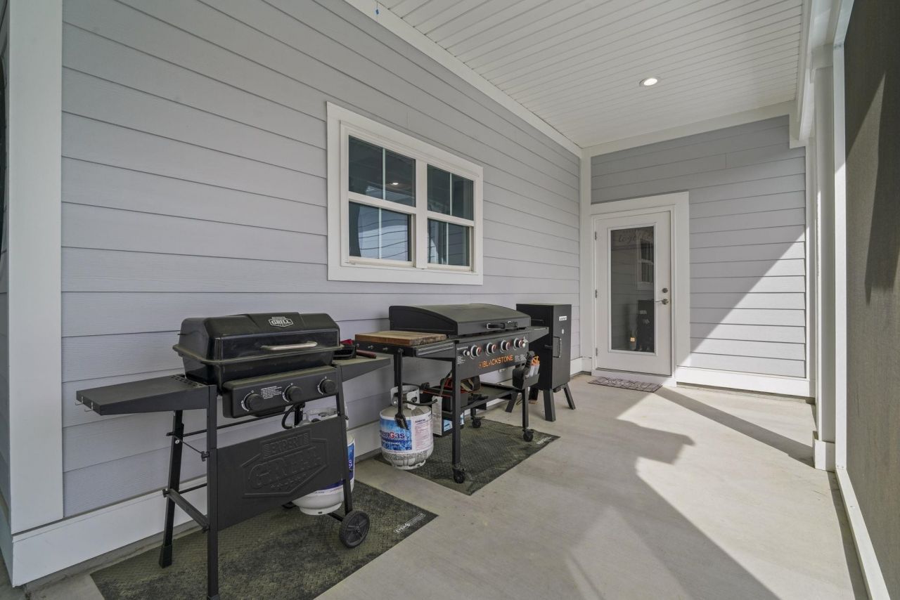 2206 Eastwoods Dr. Photo 48