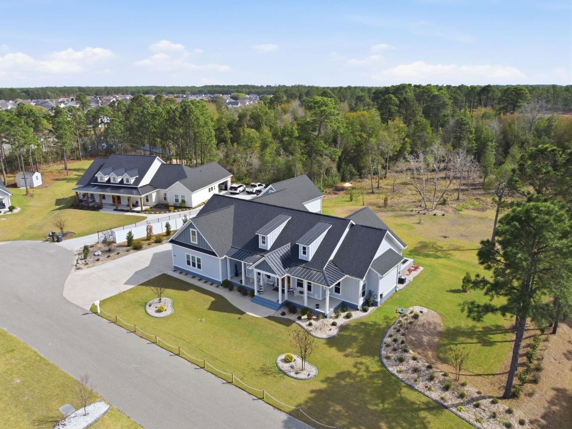 2206 Eastwood Dr. Photo 5