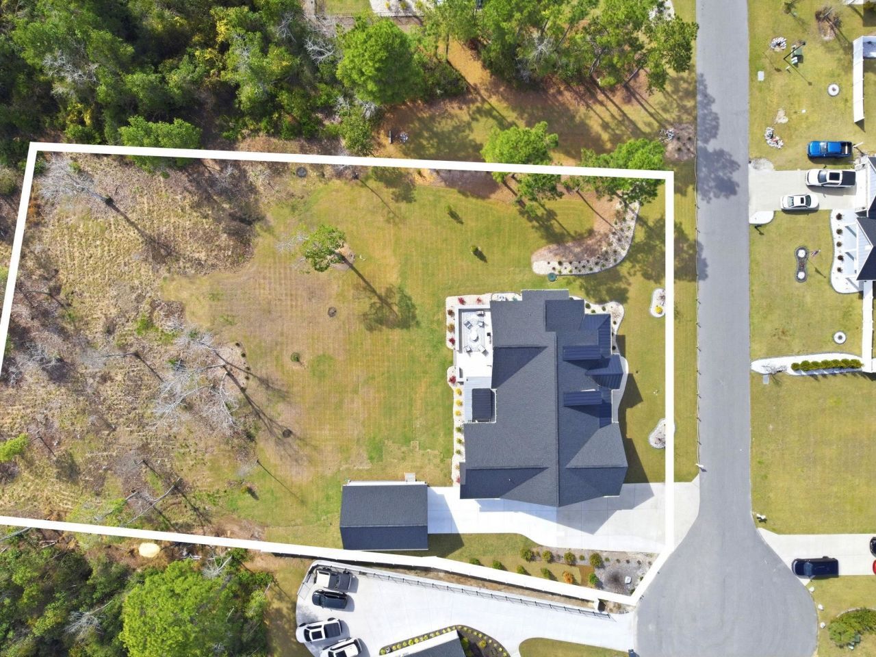 2206 Eastwoods Dr. Photo 56