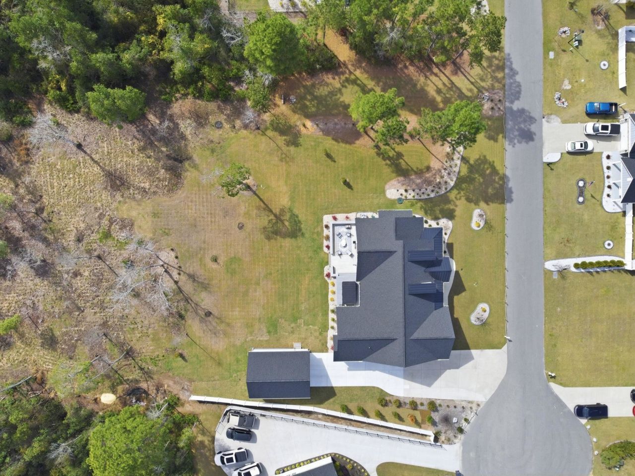 2206 Eastwood Dr. Photo 57
