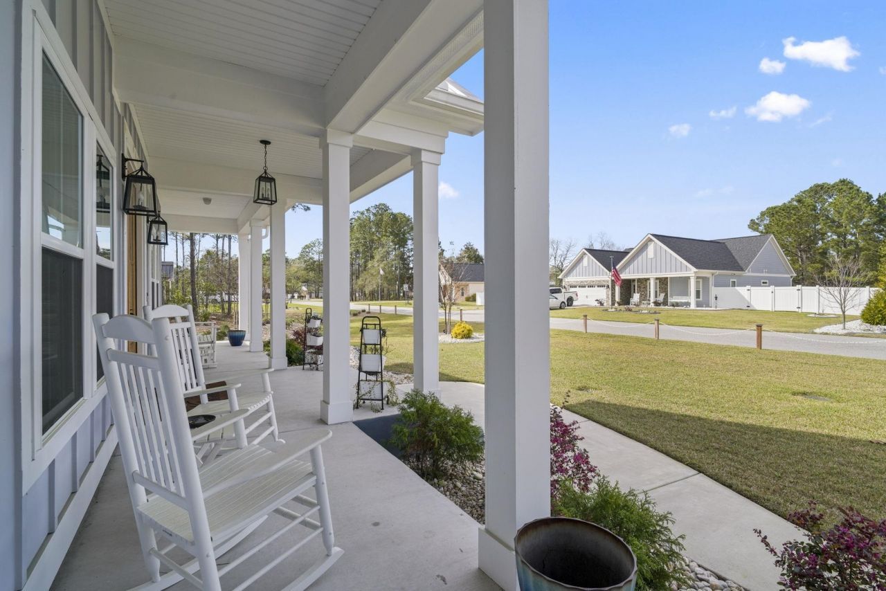 2206 Eastwoods Dr. Photo 7