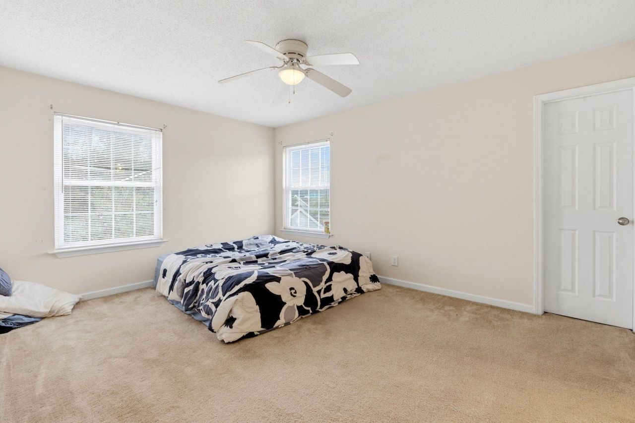 2280 Andover Dr. Photo 12