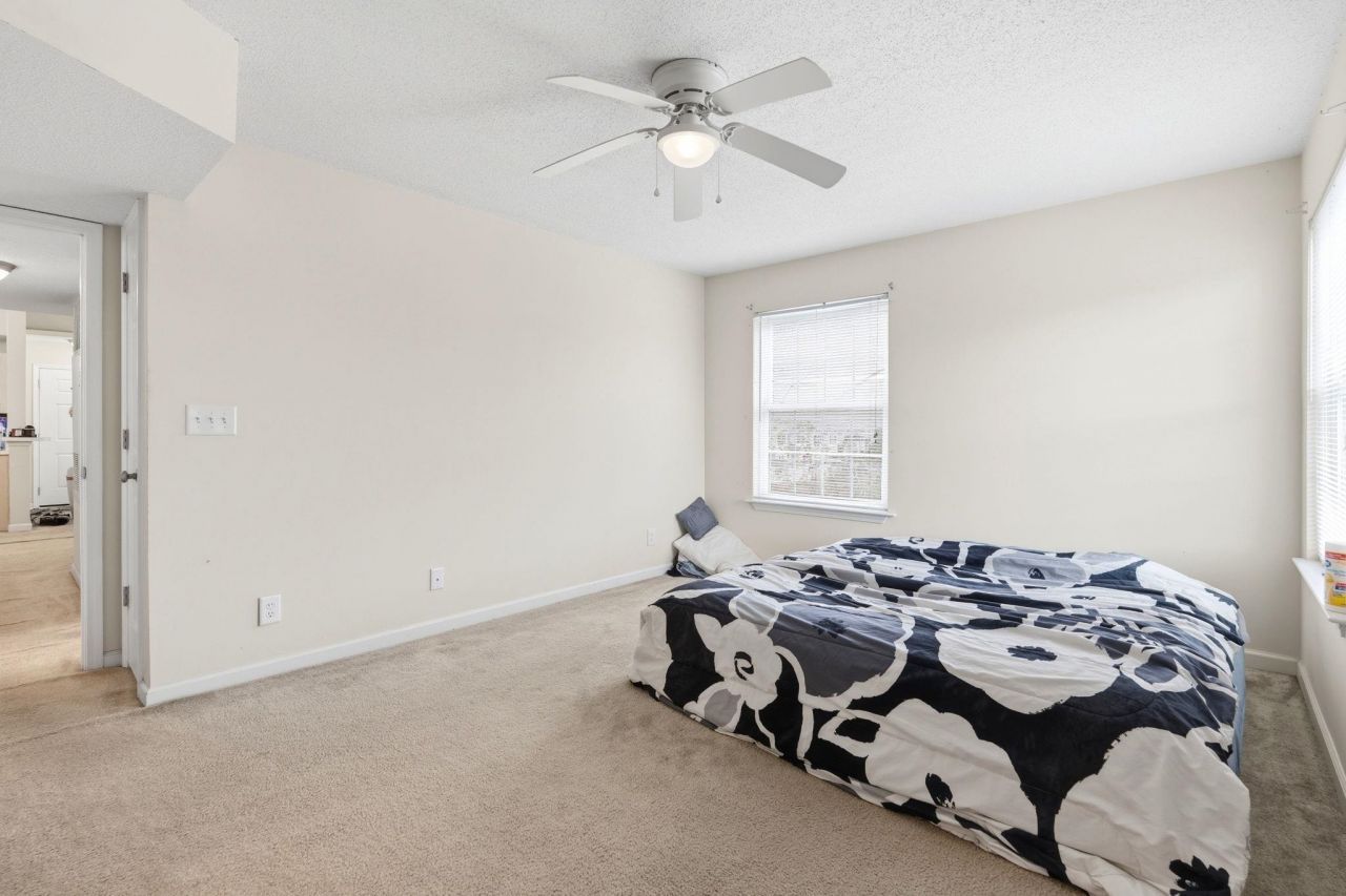 2280 Andover Dr. Photo 13