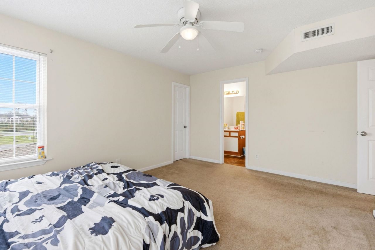 2280 Andover Dr. Photo 14