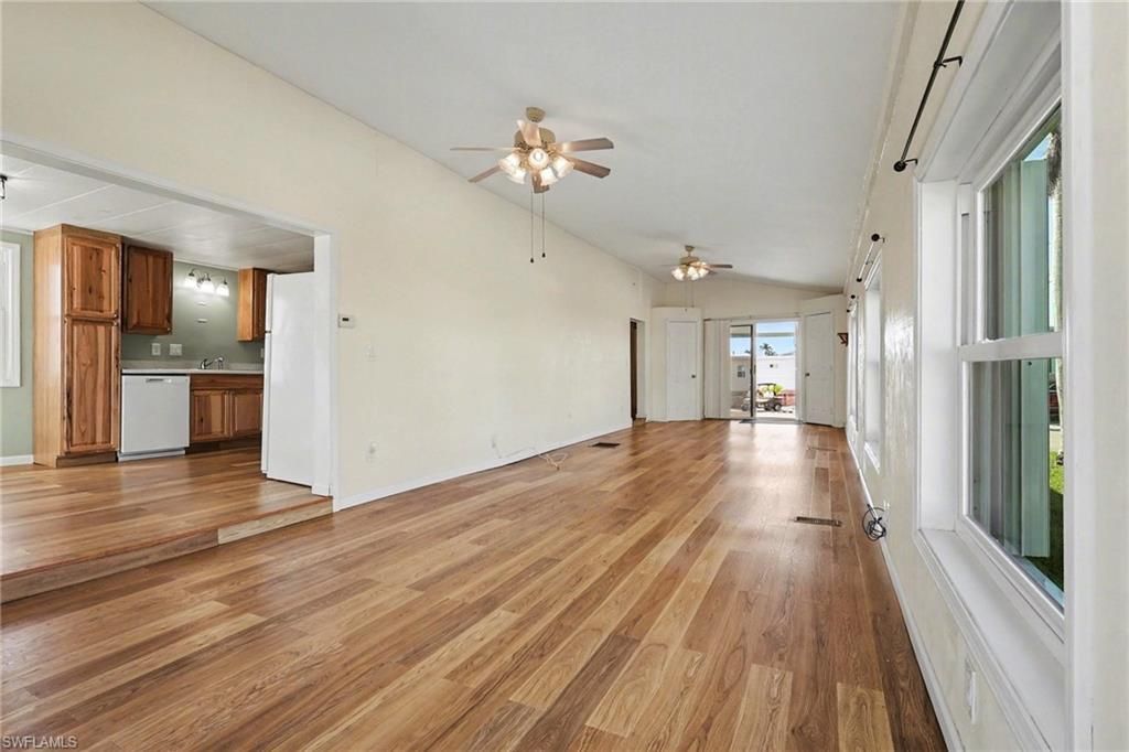 3932 Phoenix Dr , Saint James City, FL 33956 Photo