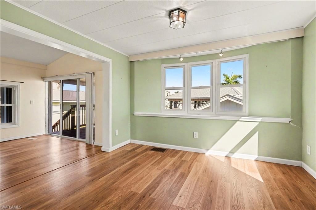 3932 Phoenix Dr , Saint James City, FL 33956 Photo