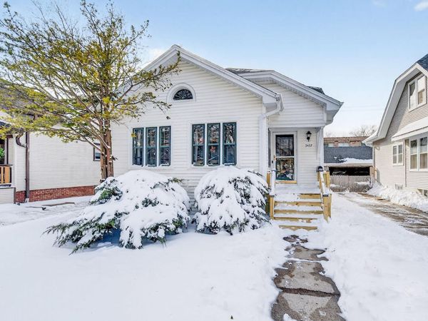 3437 N Cramer St, Milwaukee, WI 53211