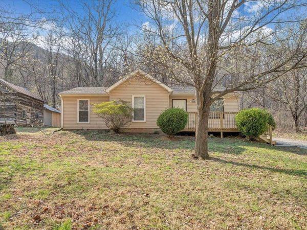6023 Poor Mountain RD, Salem, VA 24153