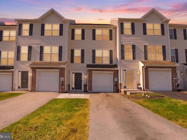 348 CAPE CLIMB, YORK, PA 17408