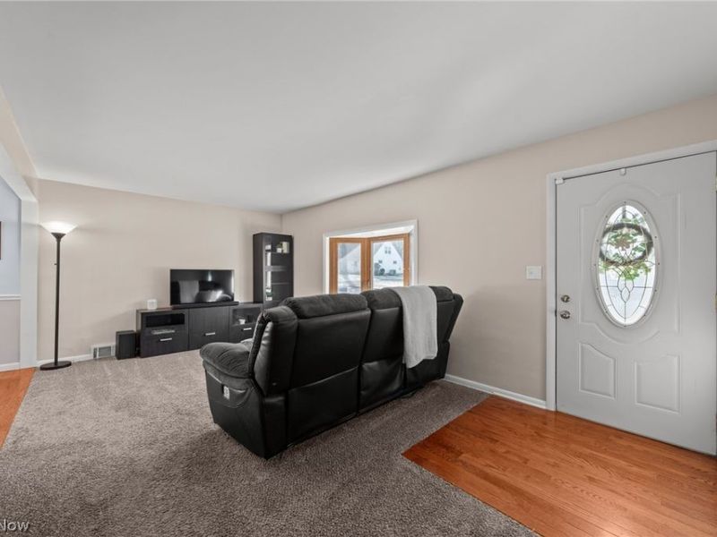 72 Pinehurst Road, Munroe Falls, OH 44262 Photo 5