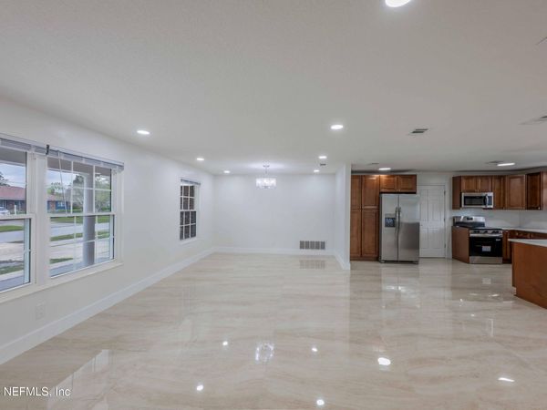 8833 COVENTRY Court, Jacksonville, FL 32257