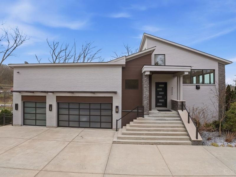 3666 Cooper Road, Blue Ash, OH 45241 Photo 1