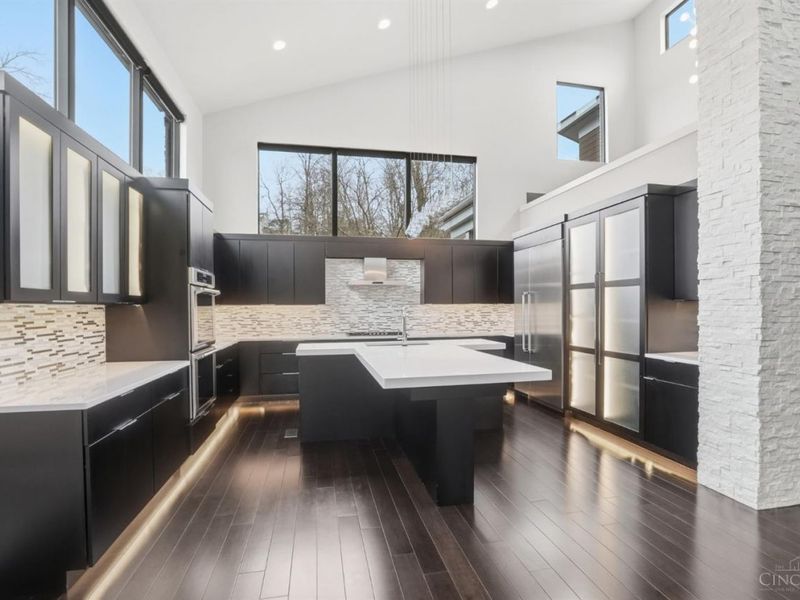 3666 Cooper Road, Blue Ash, OH 45241 Photo 13