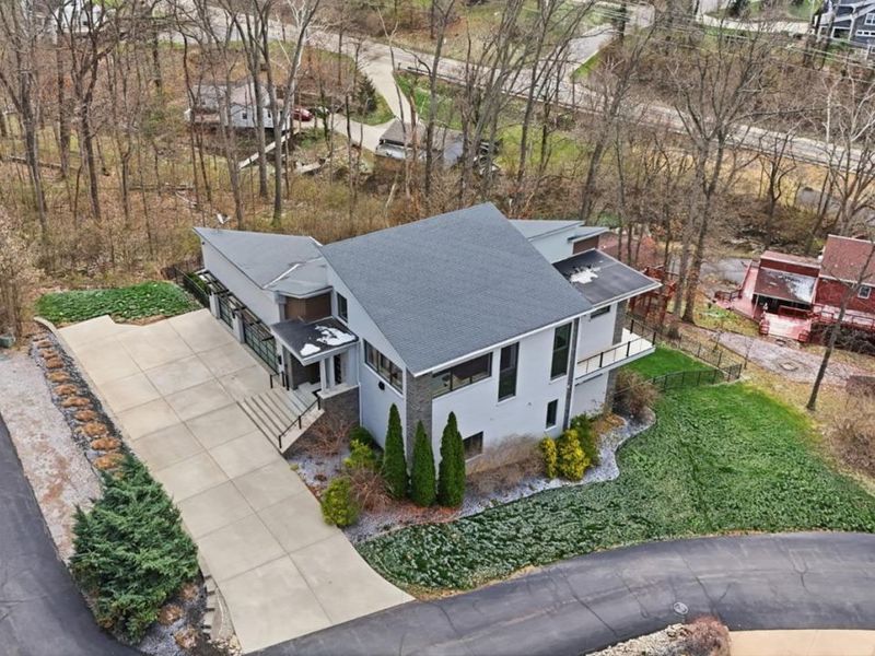 3666 Cooper Road, Blue Ash, OH 45241 Photo 2