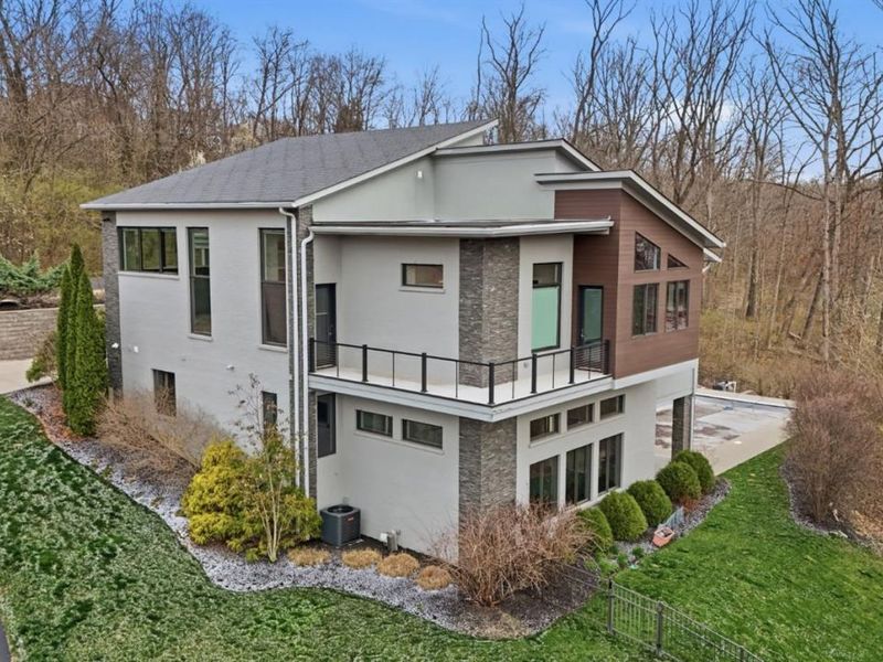 3666 Cooper Road, Blue Ash, OH 45241 Photo 3
