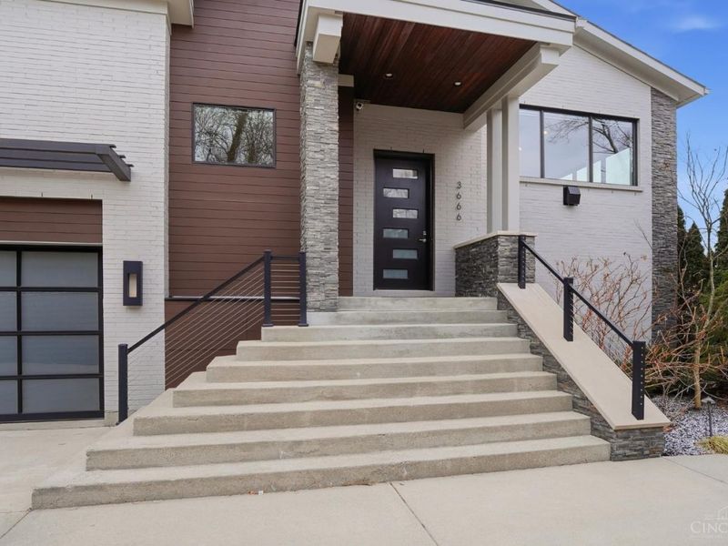 3666 Cooper Road, Blue Ash, OH 45241 Photo 5