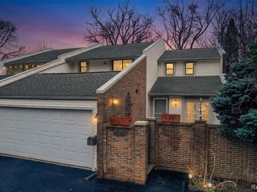 179 E Long Lake Road, Bloomfield Twp, MI 48304