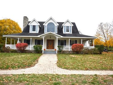 9701 Roberts Road, Iosco Twp, MI 48137