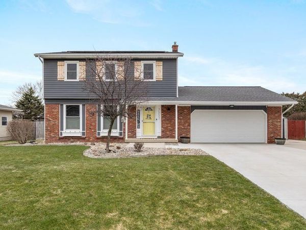 7337 Harmon Lane, Jenison, MI 49428