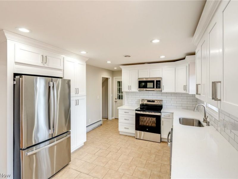 28755 Chardon Road, Willoughby Hills, OH 44092 Photo 10