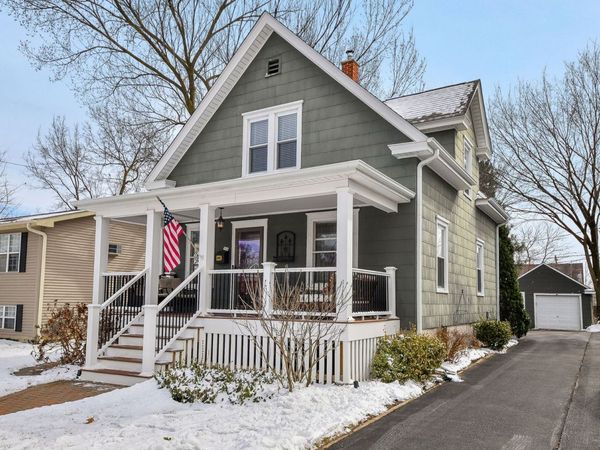 718 North Street, Geneva, IL 60134