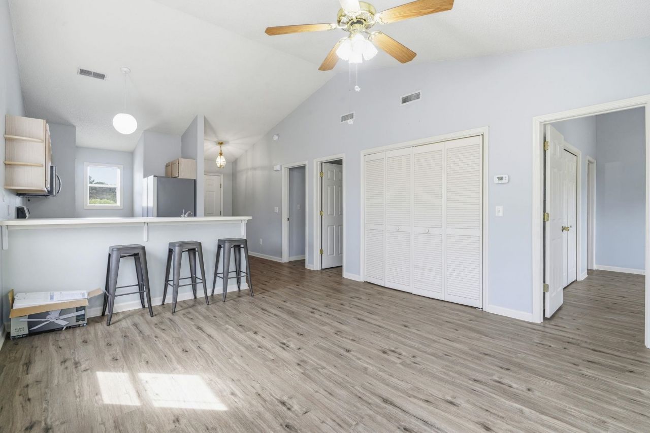 1460 Blue Tree Ct.  Photo 11