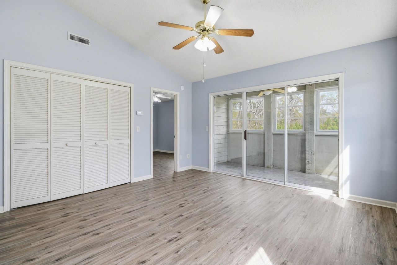 1460 Blue Tree Ct.  Photo 13