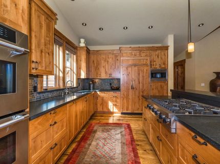 11221 Skislope Way, Truckee, CA 96161 Photo