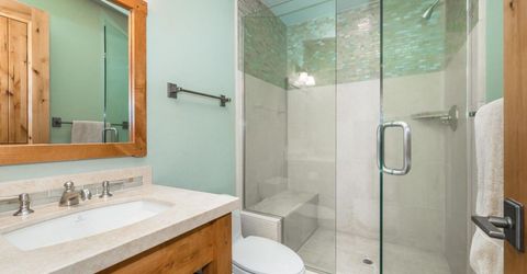 11221 Skislope Way, Truckee, CA 96161 Photo