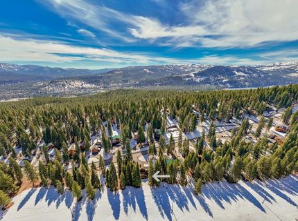 11221 Skislope Way, Truckee, CA 96161 Photo