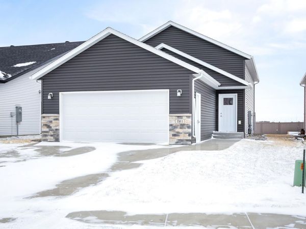 761 2nd Avenue, Horace, ND 58047