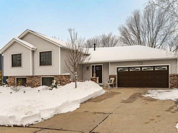 5731 Lancaster Place NW, Rochester, MN 55901
