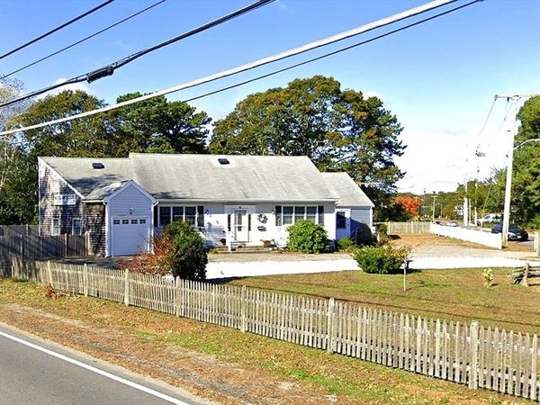 54 Old Main St, Yarmouth, MA 02664