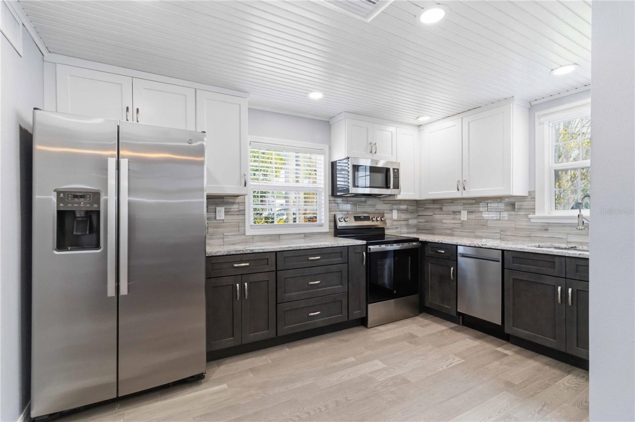 607 Manatee Avenue, Ellenton, FL 34222 Photo