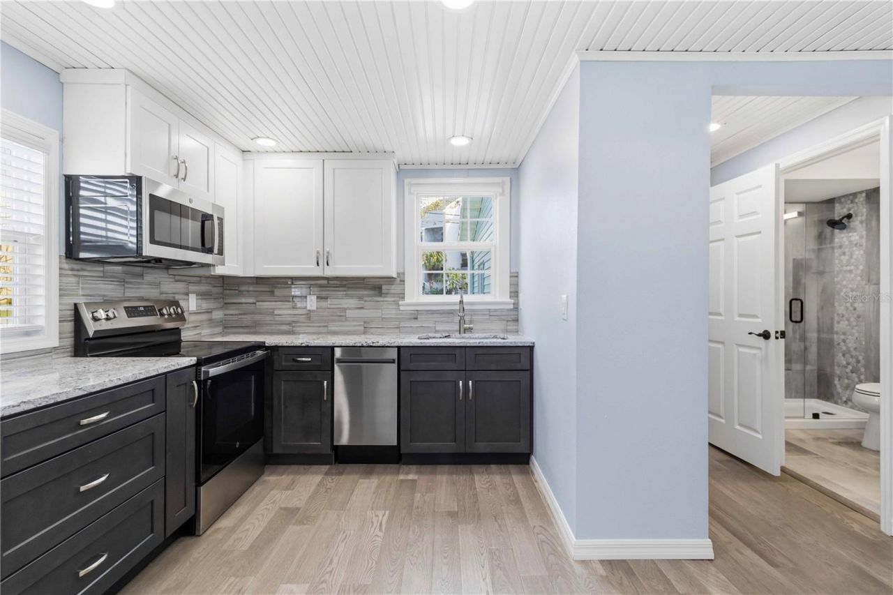 607 Manatee Avenue, Ellenton, FL 34222 Photo