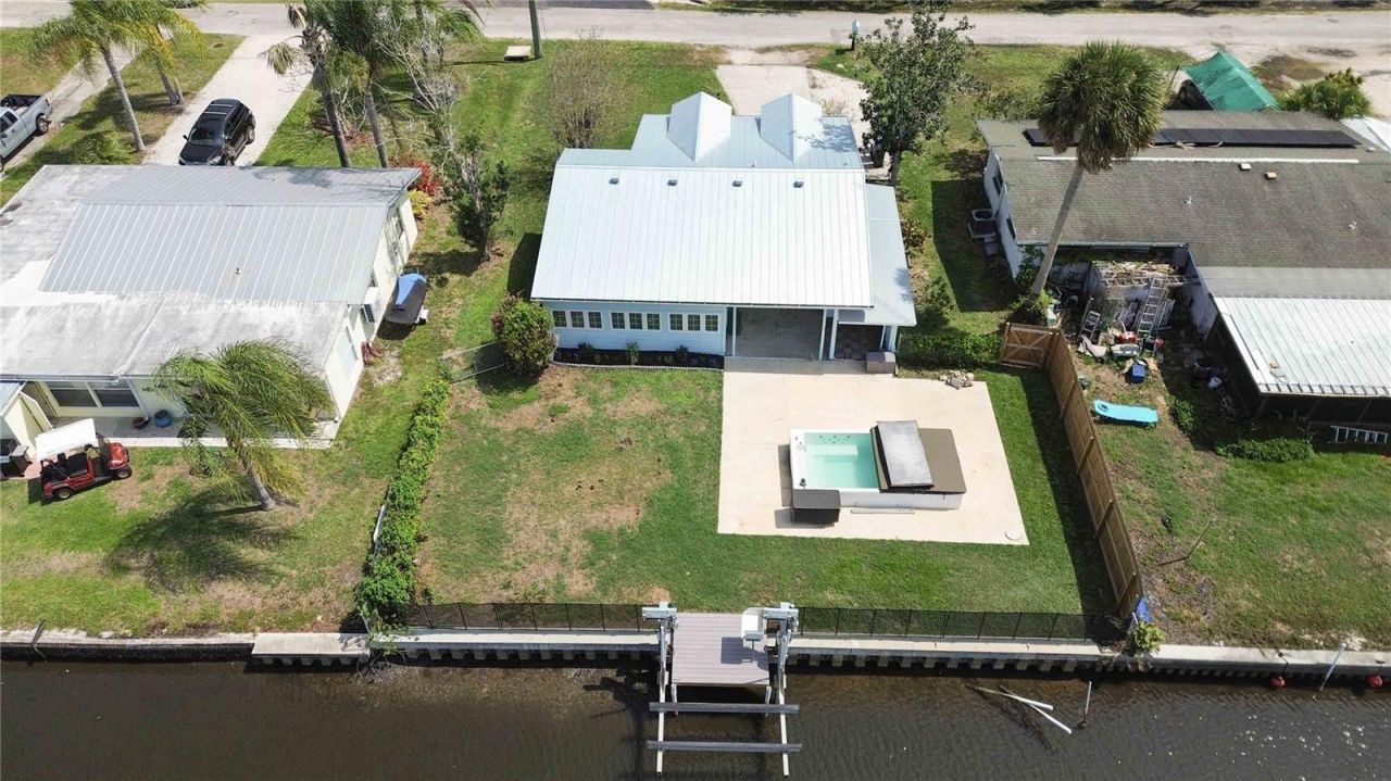 607 Manatee Avenue, Ellenton, FL 34222 Photo