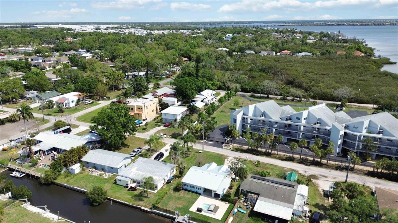 607 Manatee Avenue, Ellenton, FL 34222 Photo