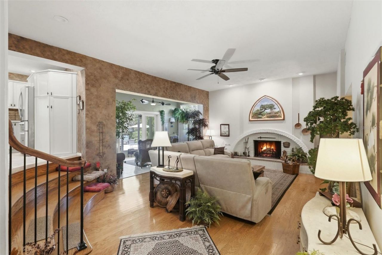 10785 Danielle Drive, Largo, FL 33774 Photo