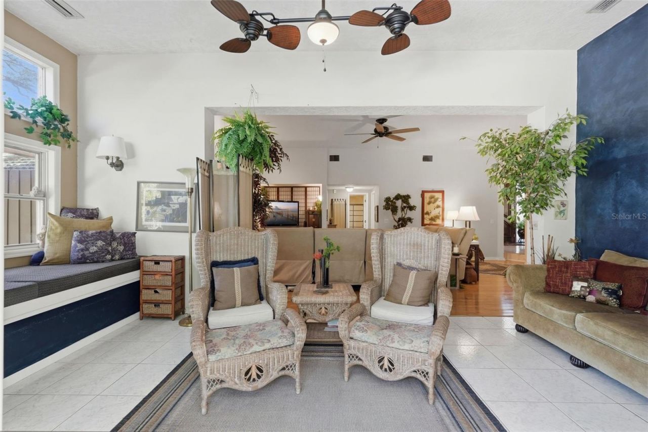 10785 Danielle Drive, Largo, FL 33774 Photo