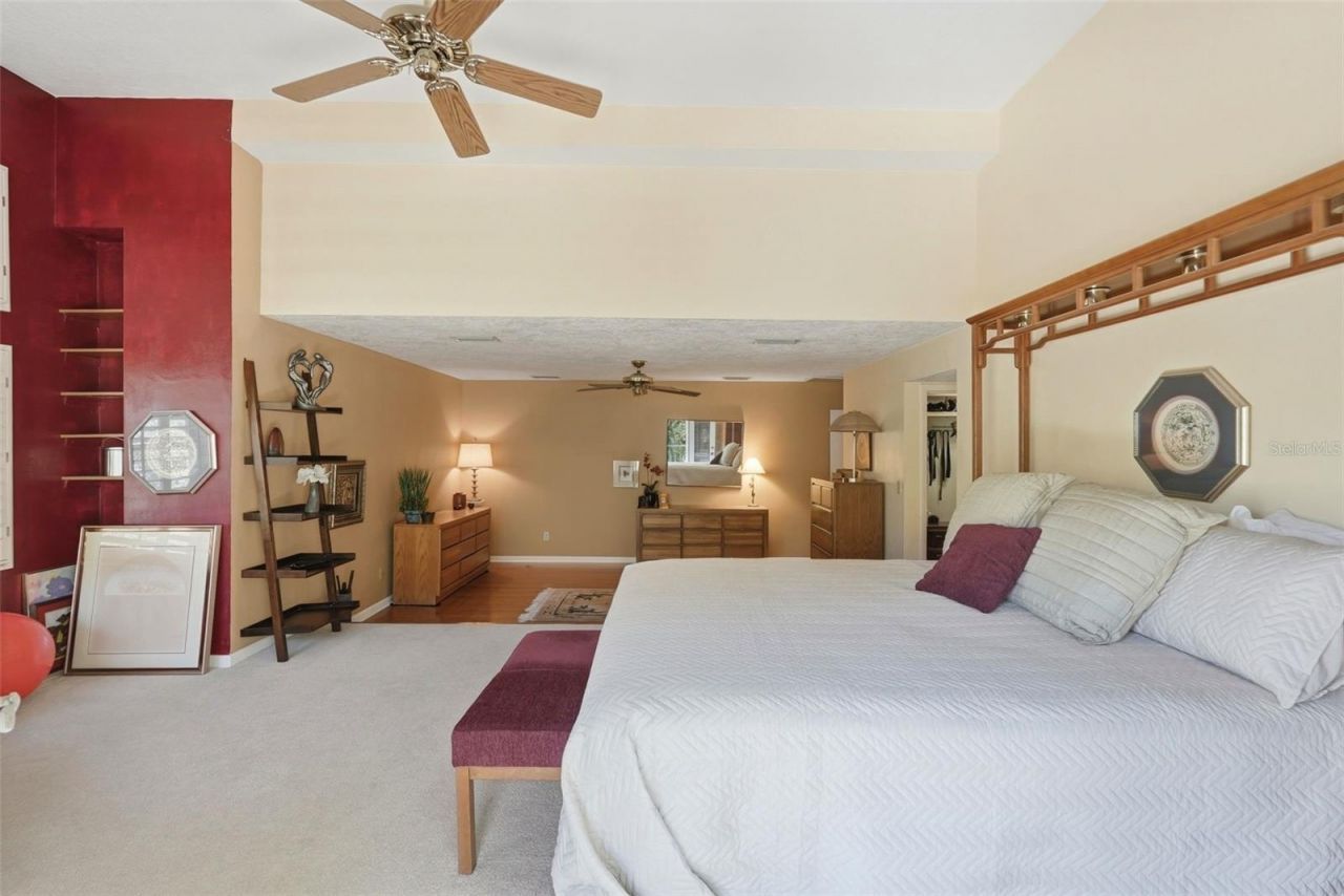 10785 Danielle Drive, Largo, FL 33774 Photo