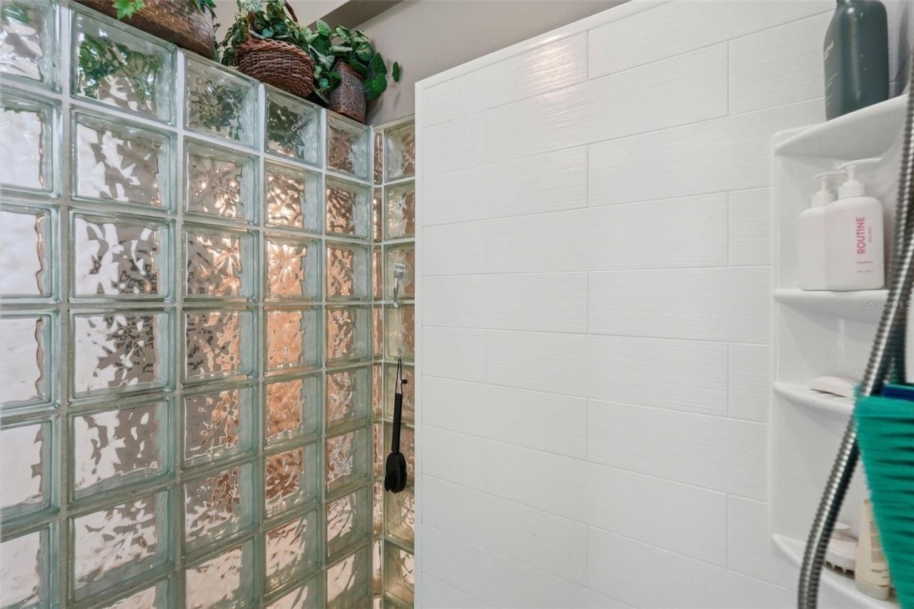 10785 Danielle Drive, Largo, FL 33774 Photo